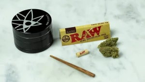 what do you need to roll a joint