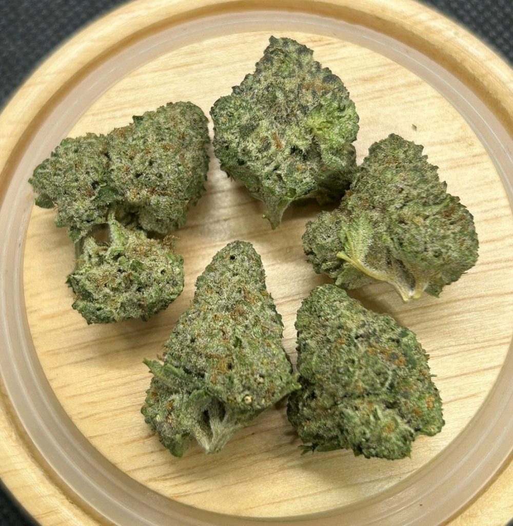 Super Boof Pop-Size Strain Buy in Phuket