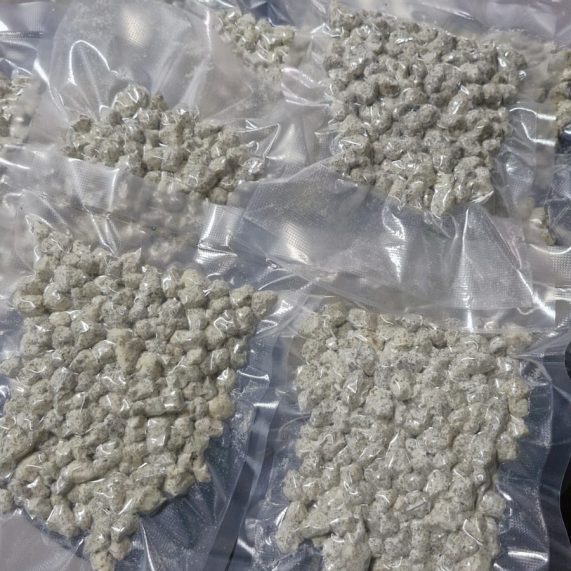 Snow White Aka Snow diamond 100g moonrock vacuum packs phuket